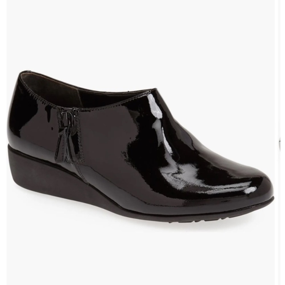 Cole Haan 'Callie' Slip-On Black Patent Leather Waterproof Boots Women's Size 7